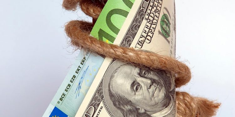 LAS PERSONAS MÁS FELICES DEL MUNDO TIENEN UN PROBLEMA DE DEUDA