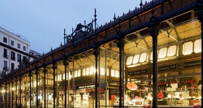 Miles de venezolanos y colombianos seguirán emigrando a Europa en 2020